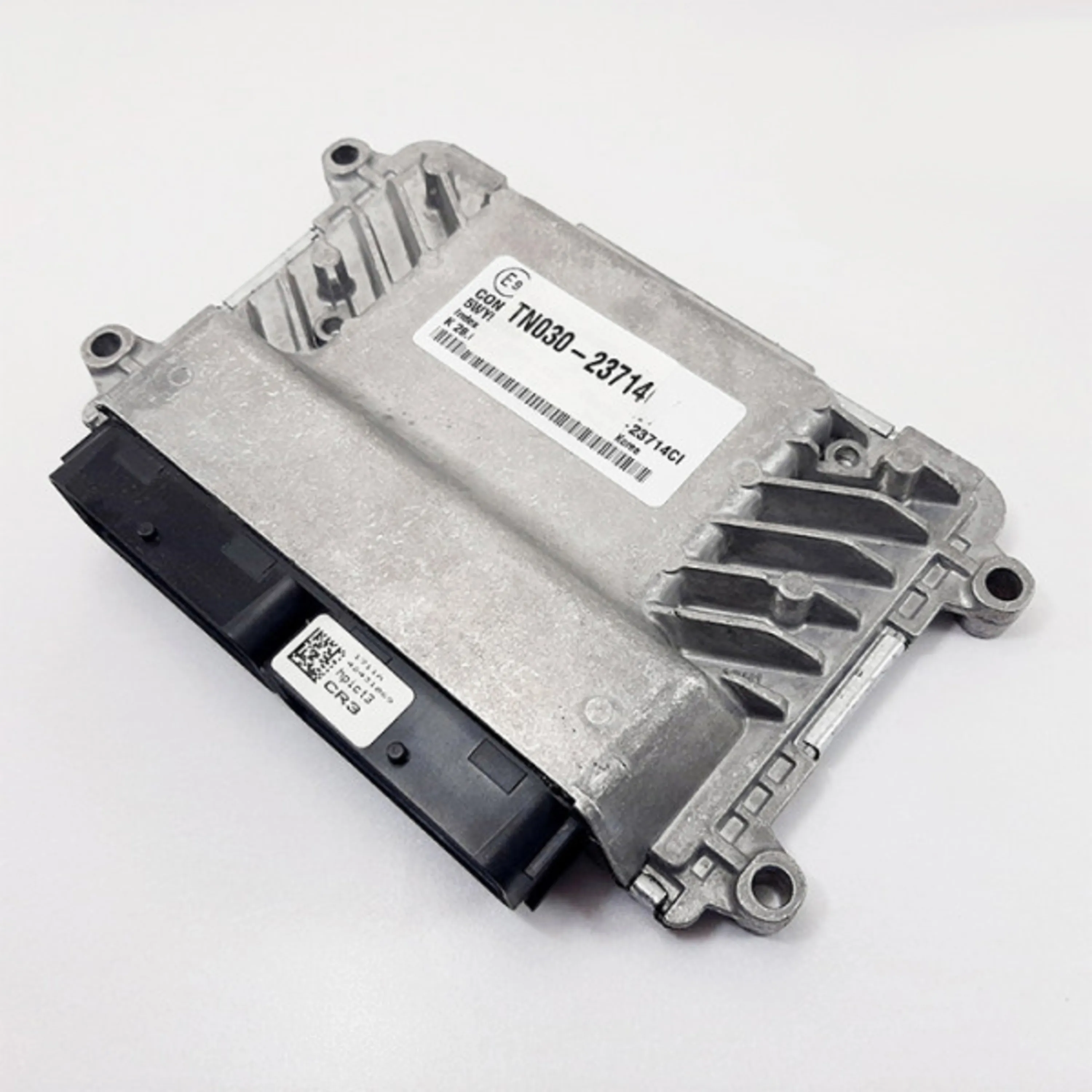 ایسیو پراید برند کروز